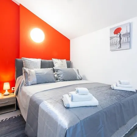 Guest house Center
