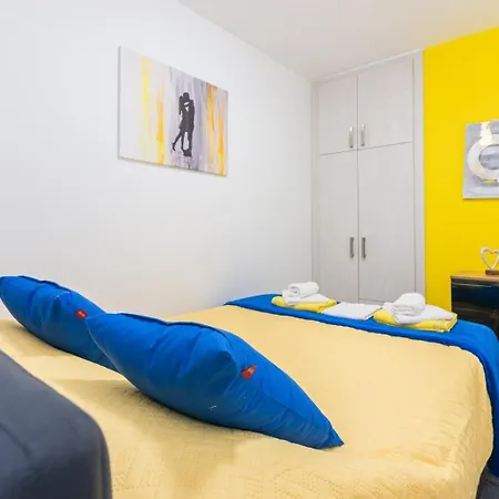 Guest house Center *